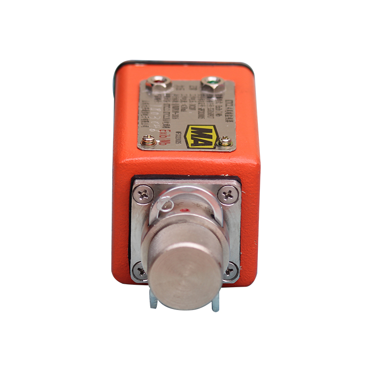 KTC2.1礦用微機通信控制臺|山東大齊通信電子有限公司